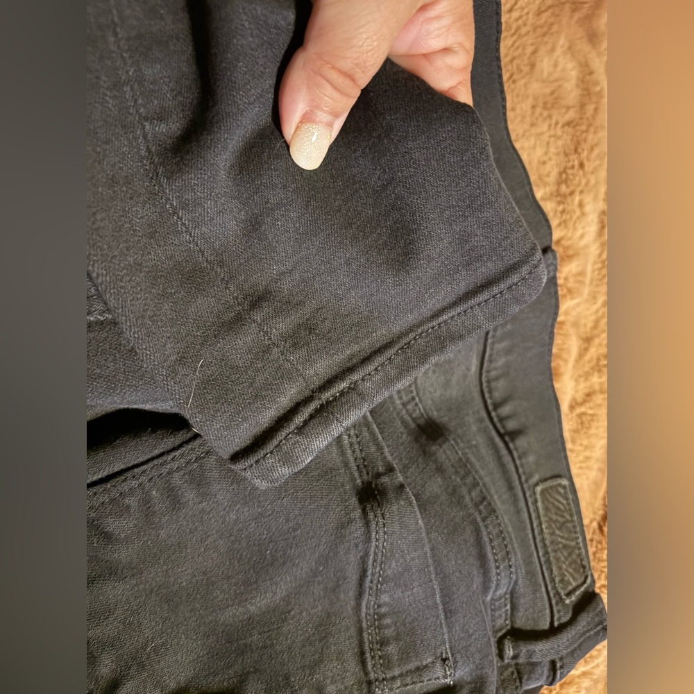 Express Women’s Black Jeans - Picture 5 of 5